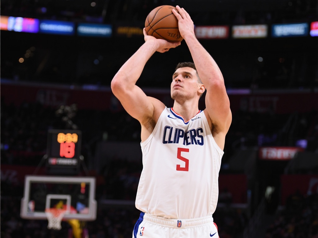 在多场比赛 在多场比赛